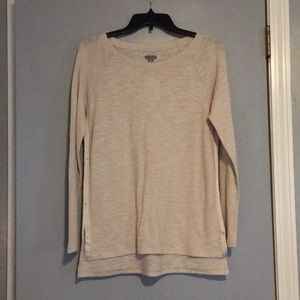 Long t-shirt.